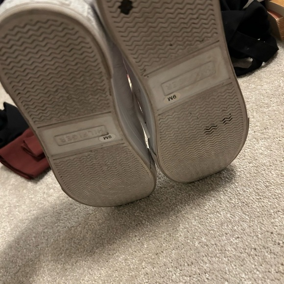Tommy Hilfiger White Canvas Sneakers - Picture 5 of 5